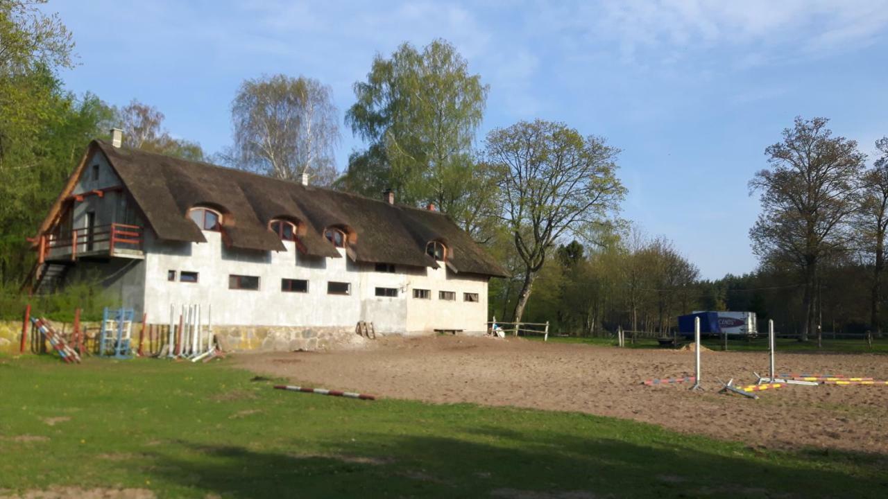 Stadnina Lekwica Exterior foto